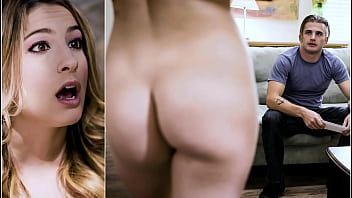 تشغيل ينظر إليك في عينيه عندما يأخذ xxx عن طريق الفم