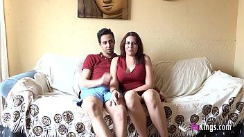 Play Handsome young men start their first perversion with a slower xxx game
