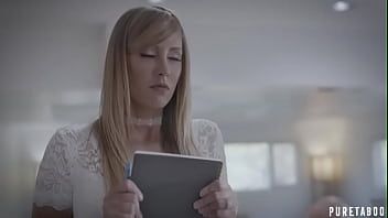 Afspelen De dorpeling ziet er erg goed uit en wil deze klant tevreden stellen die haar heeft gebeld
