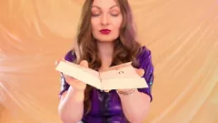 Odtwórz Pulchna MILF Arya Grander w lateksowych rękawiczkach: krawędzie, dominacja i ASMR
