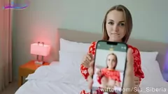 Jouer Une ado demande à prendre des photos et se retrouve avec un creampie