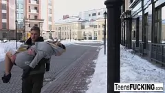 Odtwórz Dzikie, hardcorowe spotkanie wytatuowanej nastolatki Tori