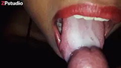 Jouer La salope latina Susy se déchaîne avec une pipe remplie de sperme