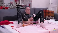 Reproducir Madre British Dilf's Anal Dildo Adventure con vibrador y varita mágica