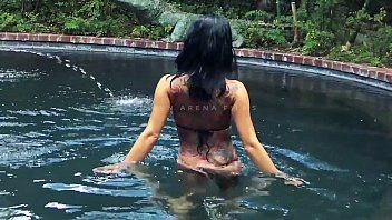 Jouer Le meilleur film porno roumain réalisé sur webcam avec un adolescent de Cluj