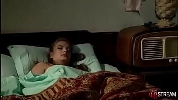 تشغيل ربيبة اخترقت جيدا من قبل الأب المنحرف