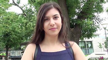 Play Adolescence anya seduces man on public who wants xxx